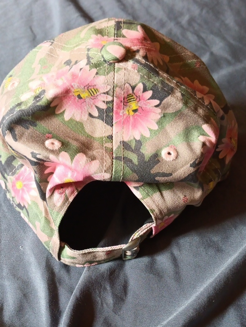 NWT Womens Boston Red Sox Floral Camo Baseball Cap with Black 'B' Patch - Picture 5 of 10